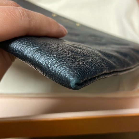 Daily pouch in black with receipt and box - Picture 14 of 14